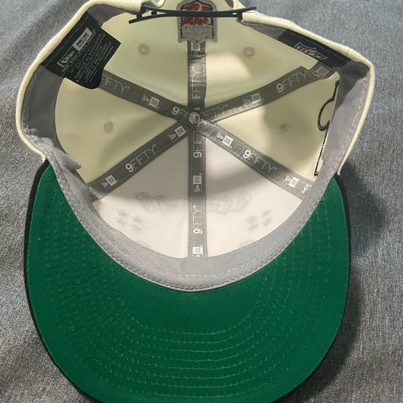 KC Chiefs Super Bowl champions 2023 hat 🏈🏆 - Picture 6 of 6